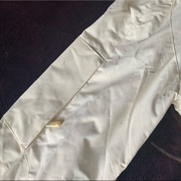 Snowboarding Jacket - Picture 10 of 10